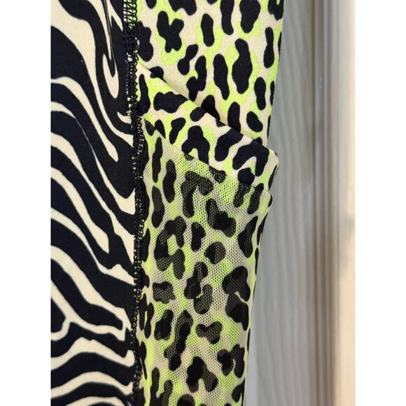 Fabletics NWT Leggings S | Animal Print High Rise Activewear Y2K Bold Statement - Picture 2 of 11